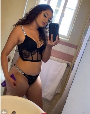 female-escorts-in-jacksonville-fl-561-454-8719-big-3