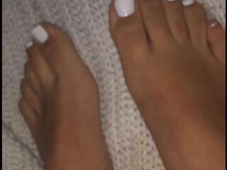 molly-female-escorts-in-toronto-canada