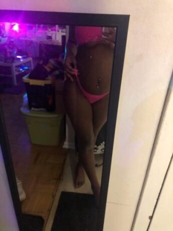 female-escorts-in-toronto-canada-1-647-738-0906-big-3