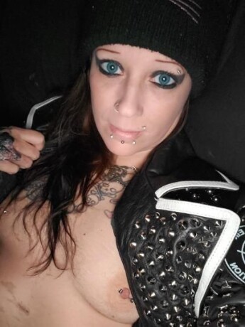 dee-female-escorts-in-pittsburgh-pa-412-891-2012-big-4
