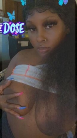 roxie-female-escorts-in-brooklyn-ny-917-589-3923-big-1