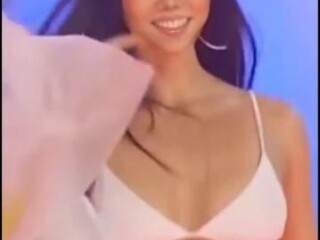 celine-ts-female-escorts-in-london-canada