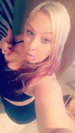 female-escorts-in-mansfield-oh-216-503-4316-big-2