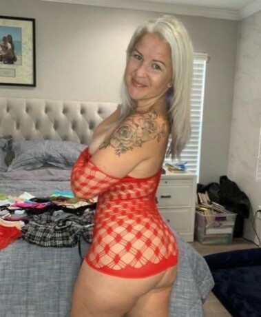 female-escorts-in-savannah-ga-706-948-3360-big-0