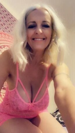 female-escorts-in-california-city-ca-916-659-2736-big-0