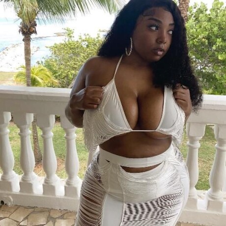 secret-shemale-escort-in-detroit-mi-872-316-2269-big-2