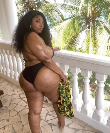 secret-shemale-escort-in-detroit-mi-872-316-2269-big-3
