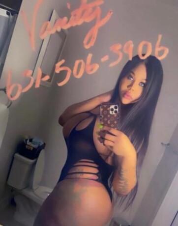 vanity-shemale-escort-in-beaumont-tx-631-506-3906-big-2