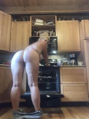 female-escorts-in-boston-ma-413-414-8597-big-2
