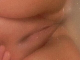 mercedez-female-escorts-in-lowell-ma