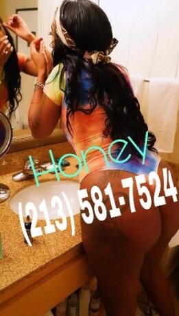female-escorts-in-los-angeles-ca-213-581-7524-big-1