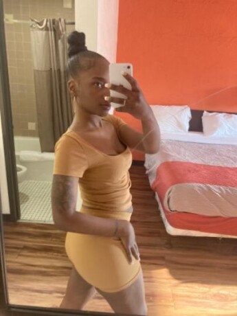 candy-female-escorts-in-minneapolis-mn-651-299-5396-big-2