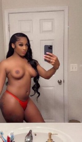 shemale-escort-in-staten-island-ny-845-850-8042-big-2
