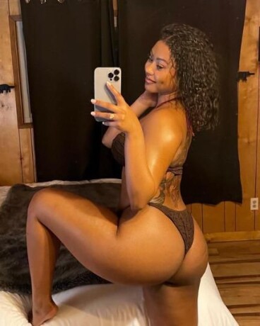 female-escorts-in-grand-island-ne-308-687-3899-big-1