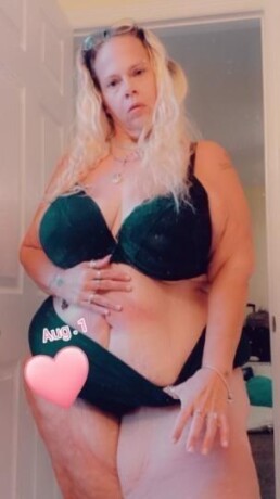 female-escorts-in-newport-news-va-508-552-5712-big-1