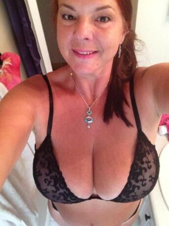 female-escorts-in-mason-city-ia-1-515-000-0005-big-4