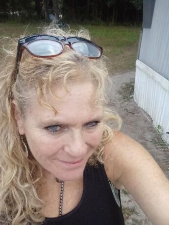 platinum-female-escorts-in-ocala-fl-352-270-0854-big-2