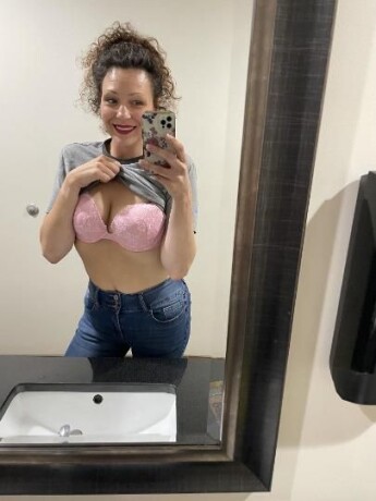 jessi-linda-female-escorts-in-gainesville-fl-321-355-7344-big-2