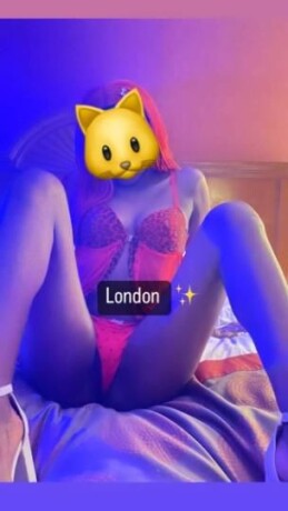 female-escorts-in-baltimore-md-667-230-9579-big-1