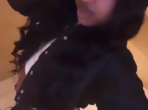 female-escorts-in-des-moines-ia-414-323-3457