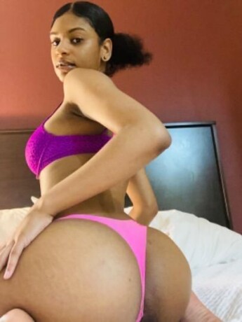female-escorts-in-brunswick-ga-229-888-8840-big-0