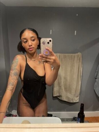 female-escorts-in-charlotte-nc-704-380-9724-big-2