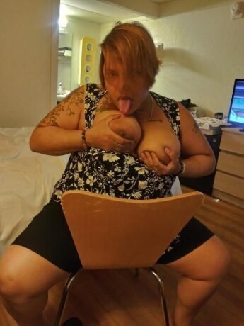 female-escorts-in-charlotte-nc-910-714-7195-big-3