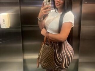 shemale-escort-in-fredericksburg-va-312-292-8475