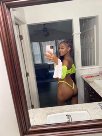 headdoctorbarbie-female-escorts-in-monroe-mi-586-420-4494-big-0