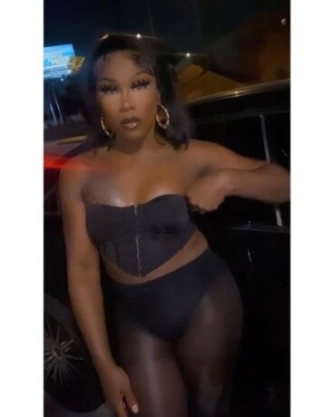 shemale-escort-in-columbia-sc-469-527-8128-big-2