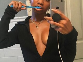 hennyy-female-escorts-in-baltimore-md-443-730-7913