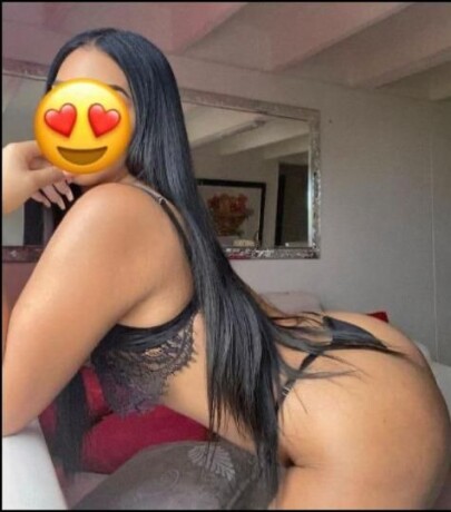 massiel-female-escorts-in-queens-ny-240-458-3459-big-2