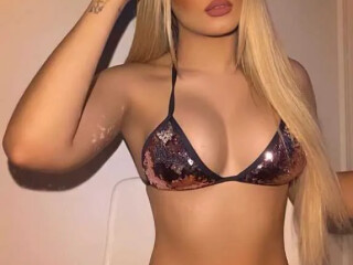 nothing-is-sweeter-then-honey-female-escorts-in-las-vegas-nv-725-263-1528