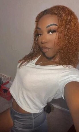 london-splash-female-escorts-in-tyler-tx-214-329-5919-big-1