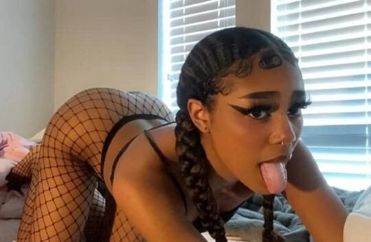 female-escorts-in-norfolk-va-540-208-6490-big-0