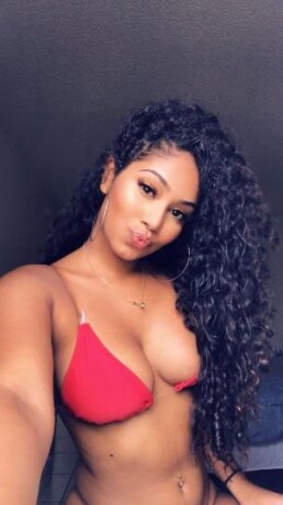 female-escorts-in-staten-island-ny-347-470-5239-big-0