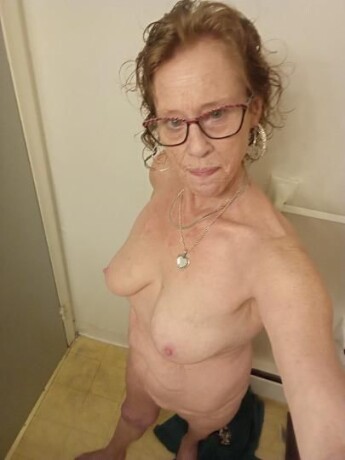 female-escorts-in-lansing-mi-517-492-2372-big-2