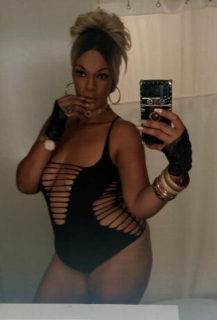 aurora-female-escorts-in-manchester-nh-321-988-2999-big-4