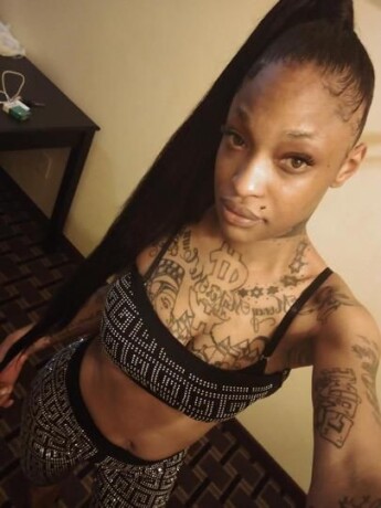 female-escorts-in-cleveland-oh-614-956-4756-big-3