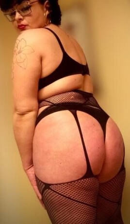 aria-female-escorts-in-saginaw-mi-502-688-9917-big-3