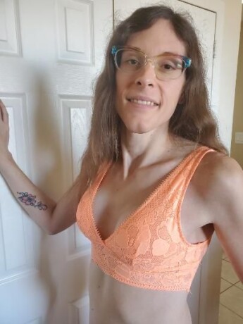 sabrina-shemale-escort-in-toronto-canada-1-647-492-7858-big-2