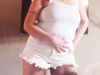 mztina-female-escorts-in-chicago-il