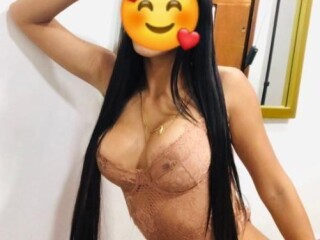 perla-female-escorts-in-long-island-city-ny
