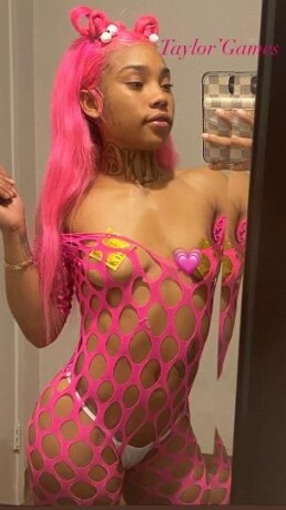 taylor-female-escorts-in-palm-springs-ca-424-526-4502-big-0