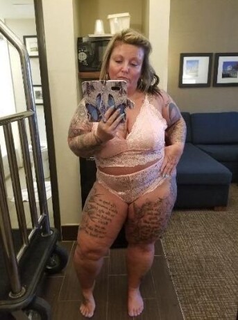 female-escorts-in-huntington-wv-304-603-3628-big-3