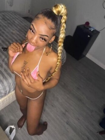 female-escorts-in-philadelphia-pa-267-332-9560-big-0