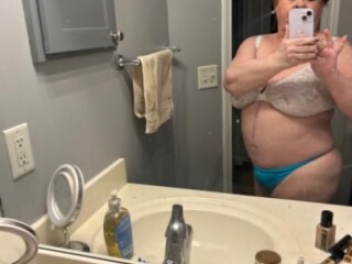 peggy-female-escorts-in-calgary-canada