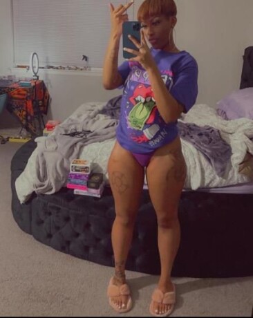 crystal-female-escorts-in-aberdeen-sd-704-287-3702-big-2