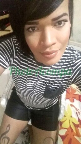 yzzi-uma-transex-iniciante-para-te-satisfazer-photoacompanhantes-big-0