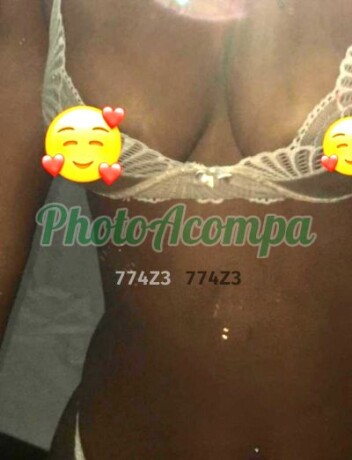 jaolia-uma-ninfeta-magra-da-cor-do-pecado-para-vocaa-photoacompanhantes-big-3